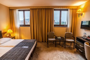 1 bedroom, premium bedding, in-room safe, soundproofing
