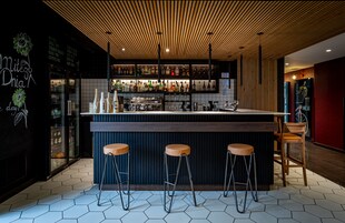 Bar (di hartanah)