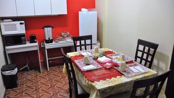 Desayuno continental incluido todos los días