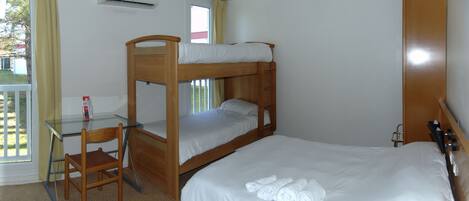 Family Room, 1 Bedroom, Non Smoking, Garden View