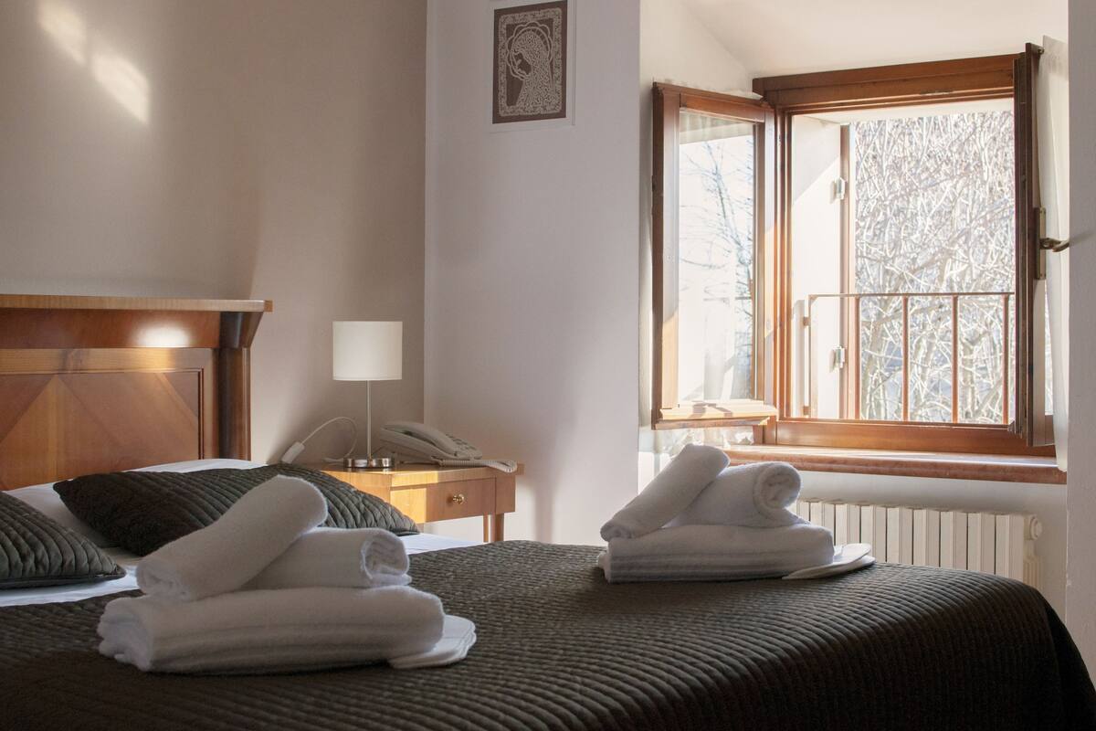 double room | egyptian cotton sheets, premium bedding, down duvets, in-room safe