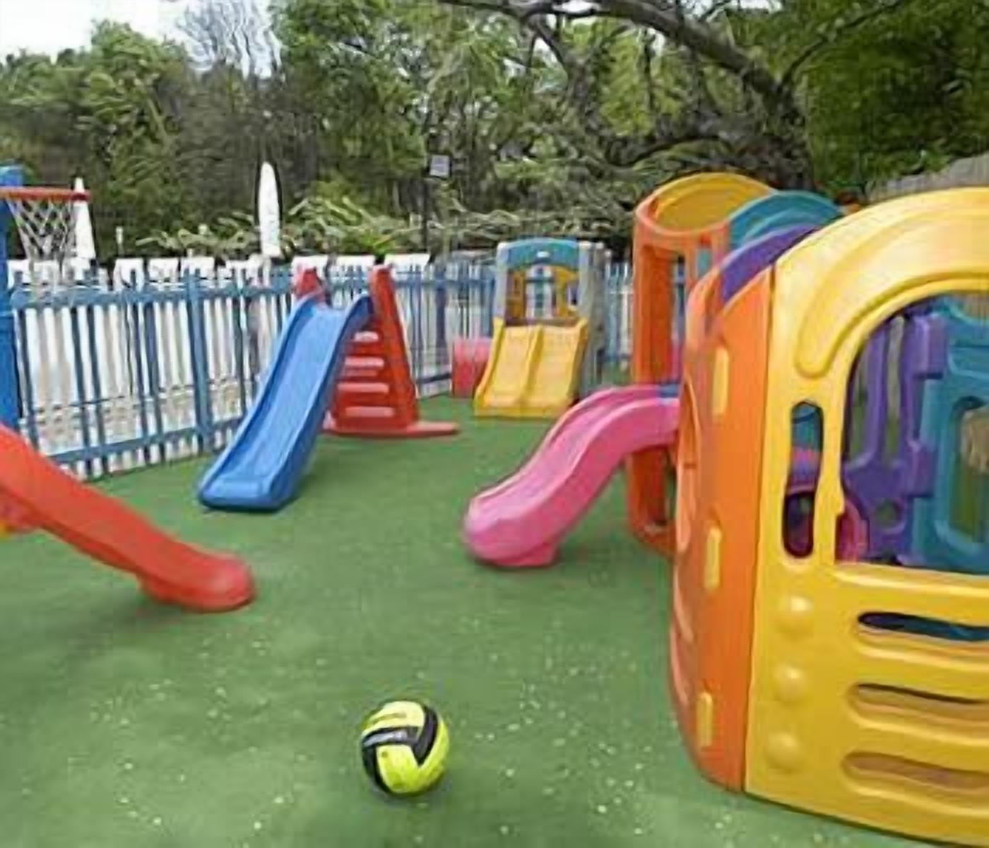 children’s play area – outdoor