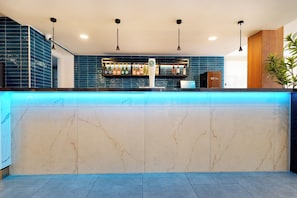 Bar (en el alojamiento)