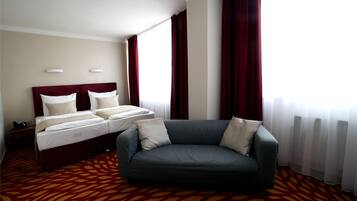 Deluxe Double Room | Room amenity