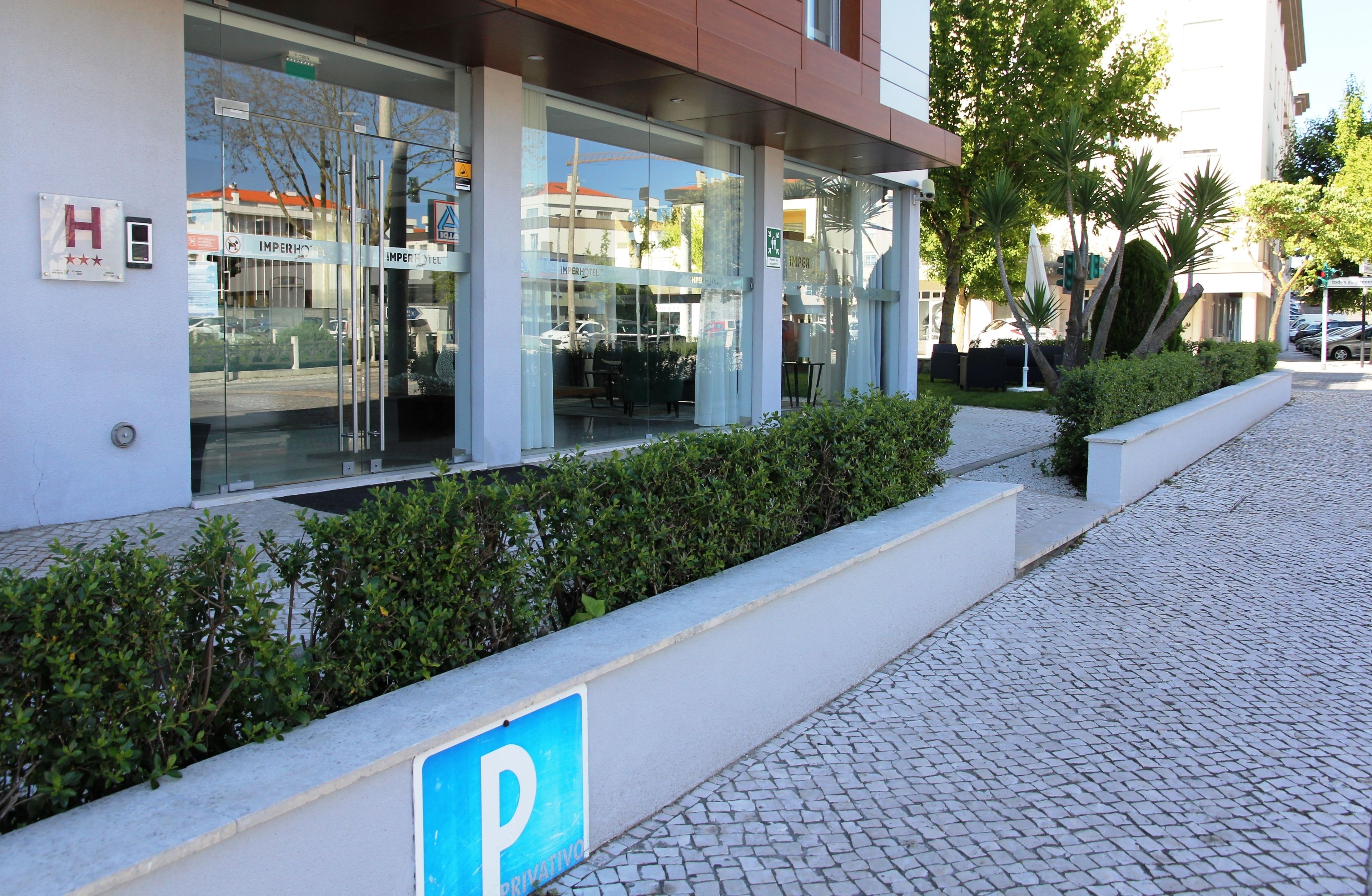 free self-parking