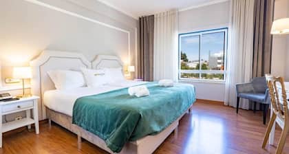 Imperhotel by Umbral