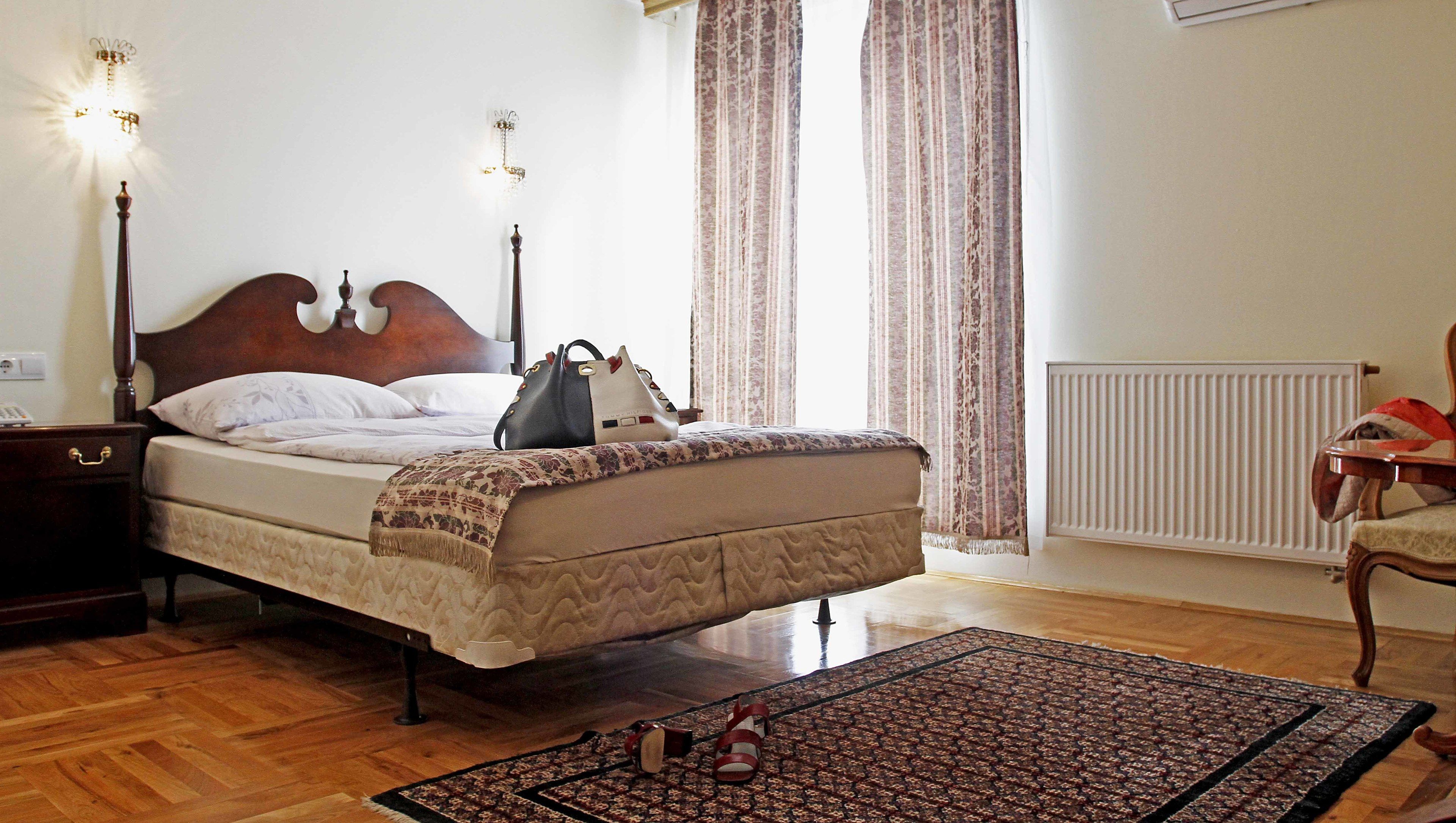 minibar, in-room safe, desk, soundproofing