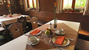 Dagelijks ontbijtbuffet inbegrepen