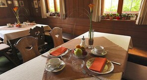 Petit déjeuner buffet compris tous les jours