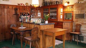 Bar (in der Unterkunft)
