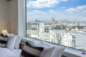 Premium bedding, in-room safe, desk, blackout curtains - Tokyu Stay Aoyama Premier (Tokyo)