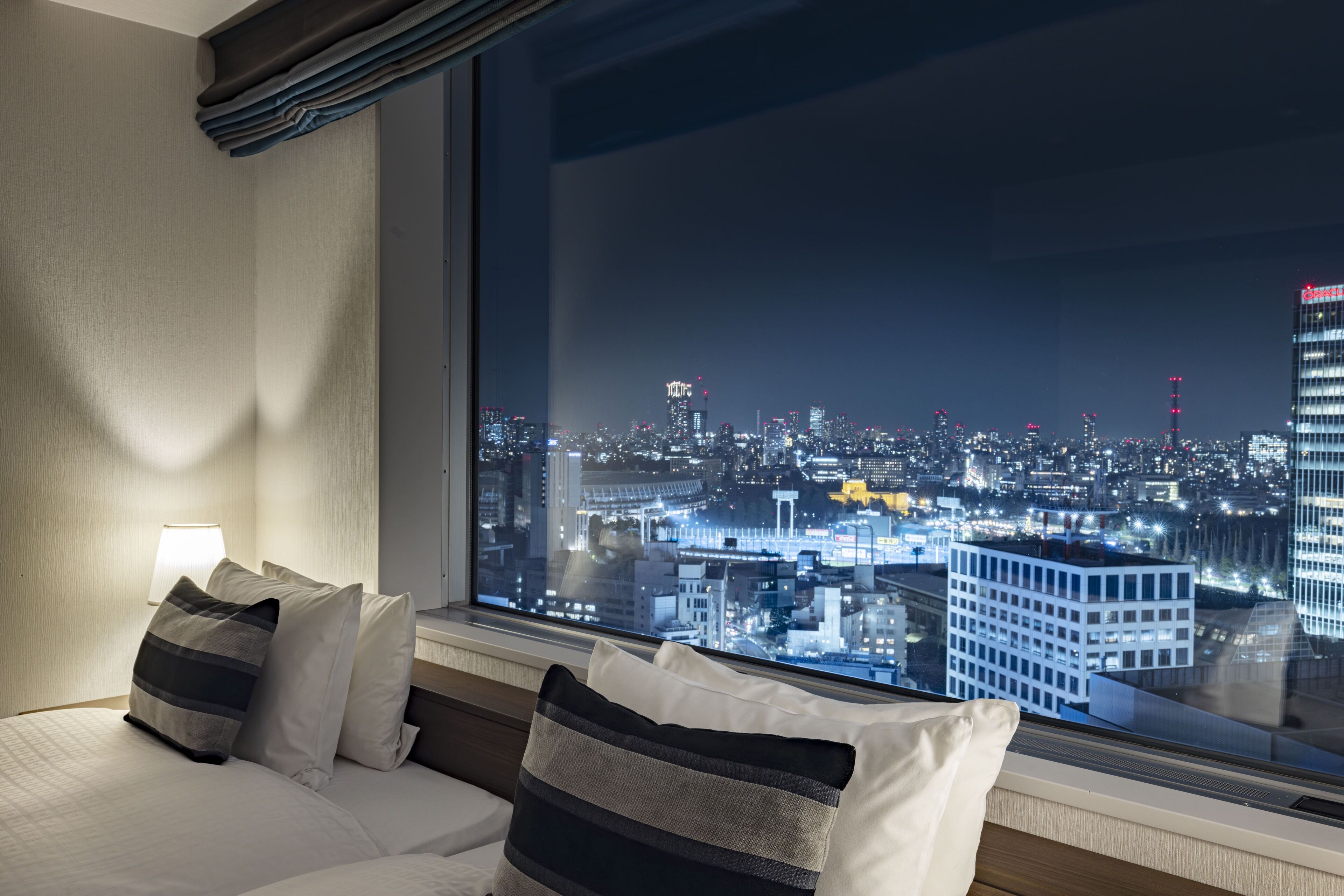 Premium bedding, in-room safe, desk, blackout curtains