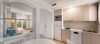 Apartamentos Turísticos Jardines del Plaza