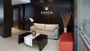 Lobby sitting area - Espacia Suites (Buenos Aires)