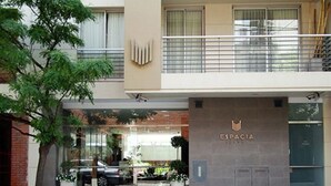 Front of property - Espacia Suites (Buenos Aires)