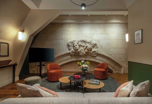 Suite | Premium bedding, individually decorated, desk, soundproofing - Hôtel Littéraire Stendhal et Spa (Nancy)