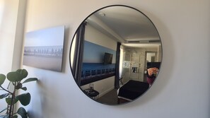 Deluxe Room | Minibar, in-room safe, desk, soundproofing - Le Petit Trianon et Le Charme des Suites (Nice)