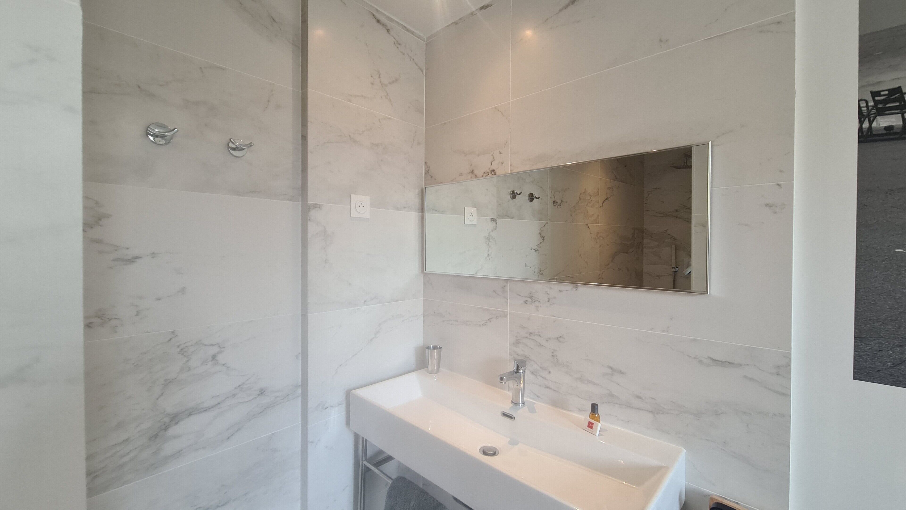 Foto - Le Petit Trianon et le Charme des Suites