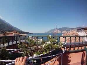 Apartment, Lake View (con 2 camere da letto e con balcone) | View from room - San Marco (Malcesine)