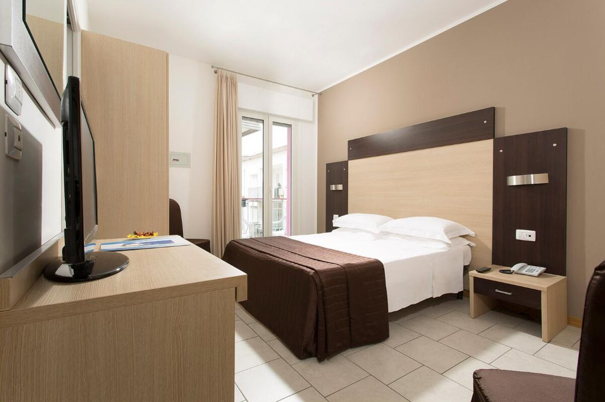 1 bedroom, minibar, in-room safe, individually decorated