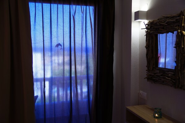 Doppel- oder Zweibettzimmer, Meerblick | Bettwäsche aus ägyptischer Baumwolle, hochwertige Bettwaren, Minibar