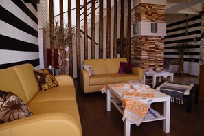 ロビー応接スペース