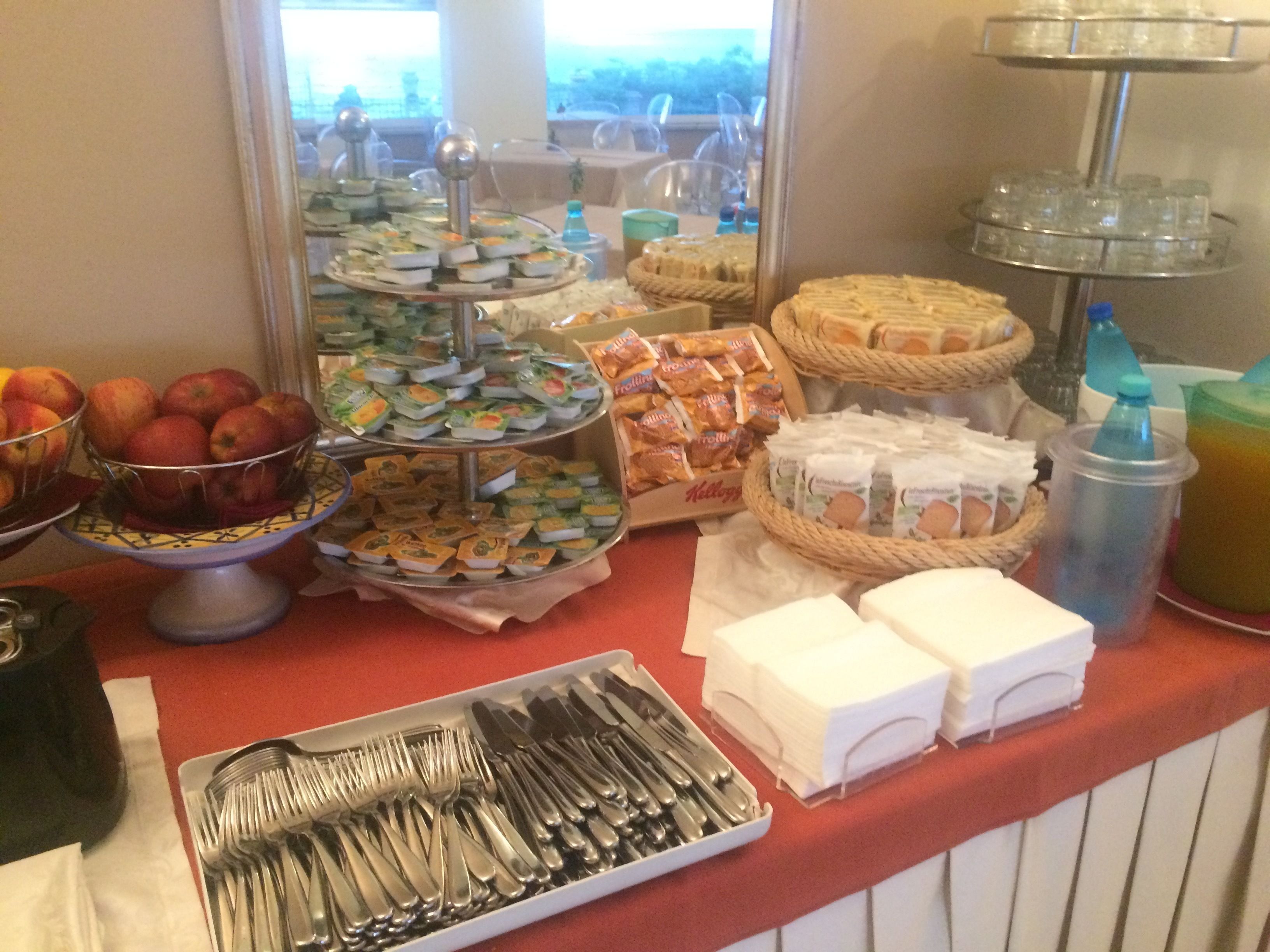 daily buffet breakfast (eur 5 per person)