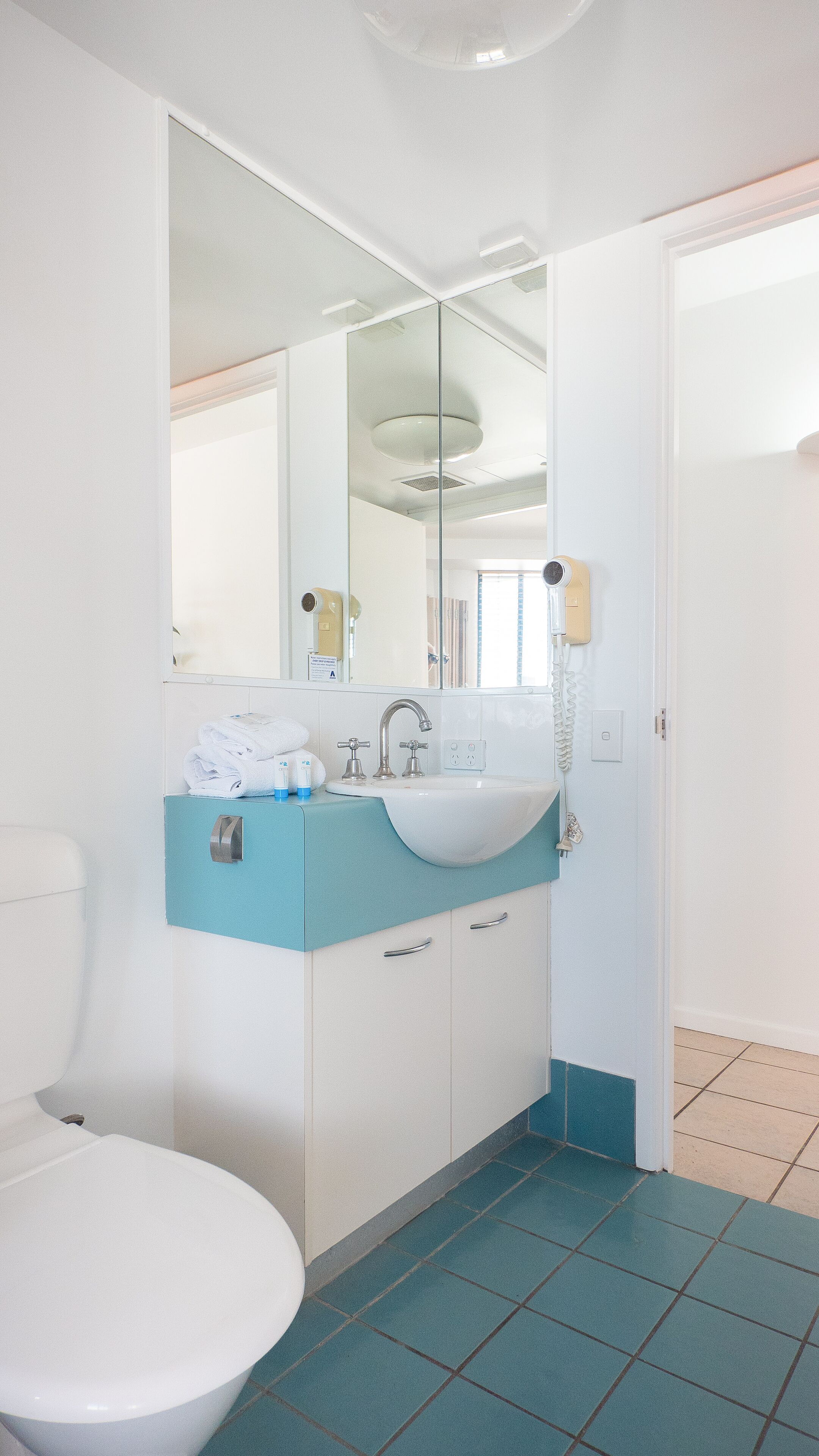 Aegean Apartments — image 13