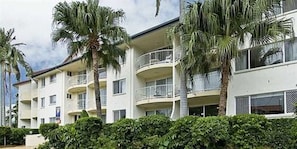 Exterior - Anchor Down Apartments (Surfers Paradise)