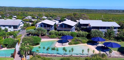 Serenity Diamond Beach