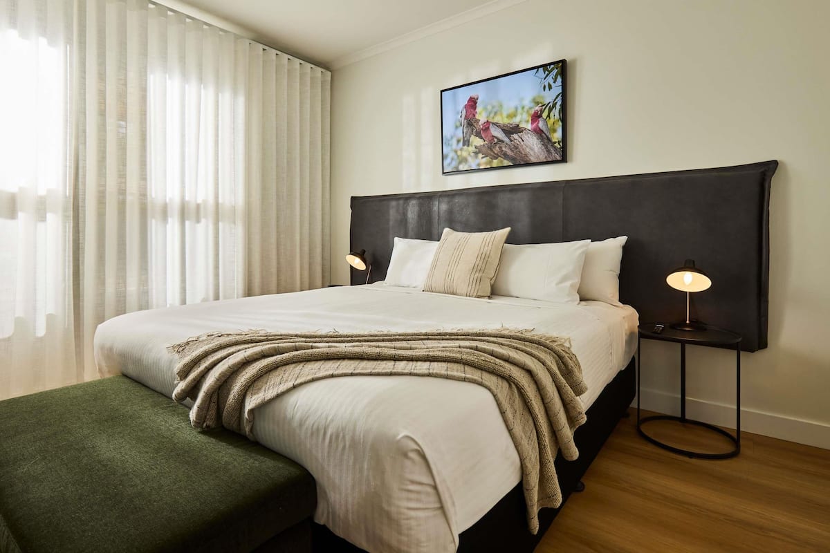 Apartment, 1 Bedroom | Blackout drapes, iron/ironing board, free WiFi, bed sheets