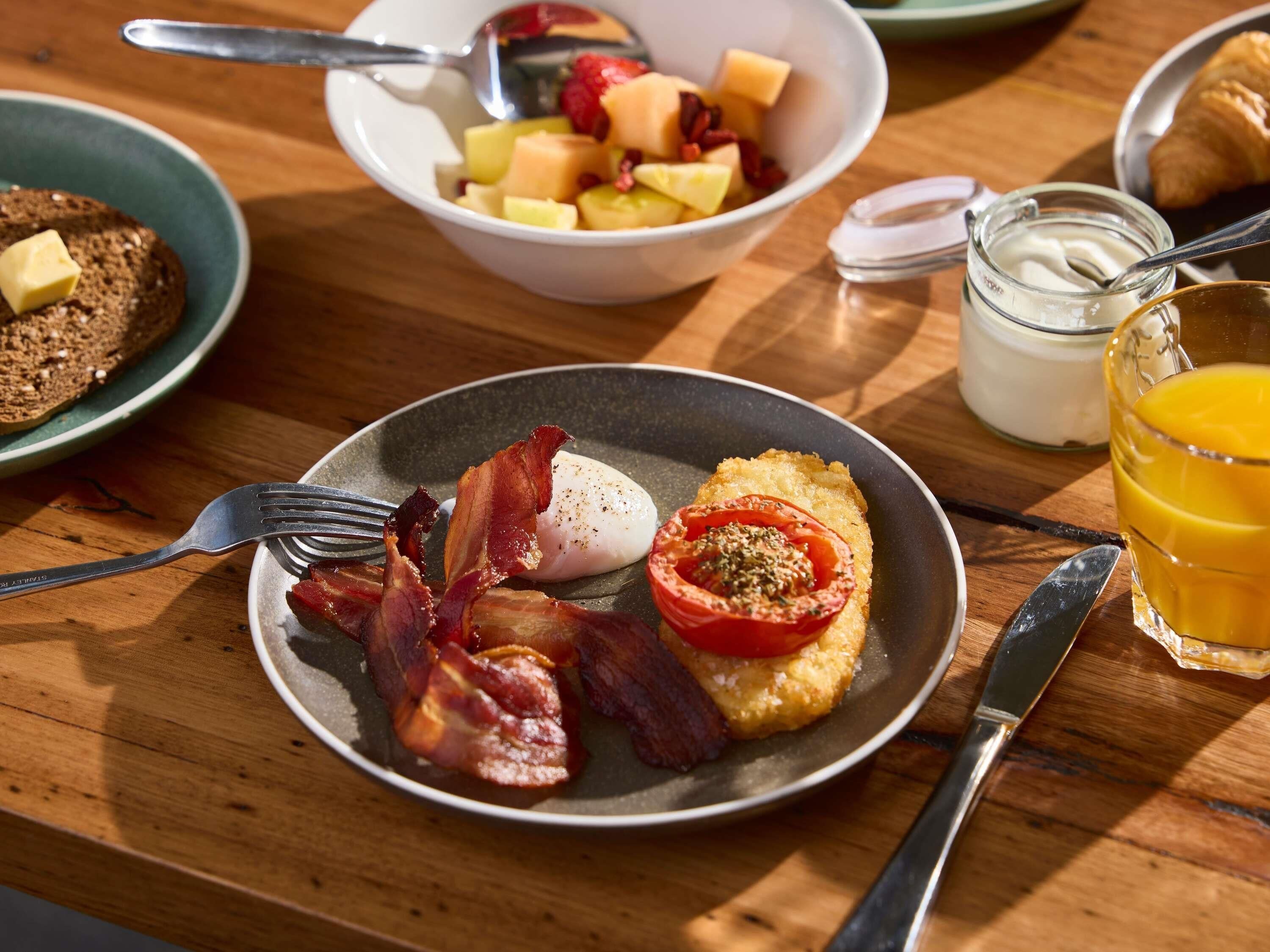 Frokostbuffé hver dag (mot et tillegg)