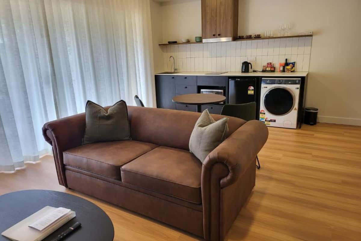 1 bedroom apartment | 1 bedroom, blackout curtains, iron/ironing board, free wifi