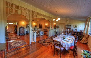 Manor House (4 Ensuite Bedrooms) | Dining