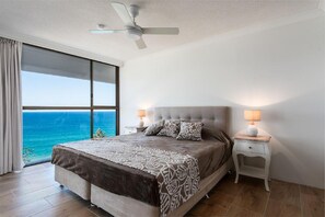 Egyptian cotton sheets, individually decorated, individually furnished