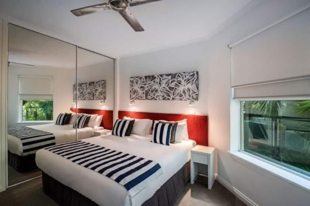 1 bedroom, in-room safe, individually decorated, individually furnished