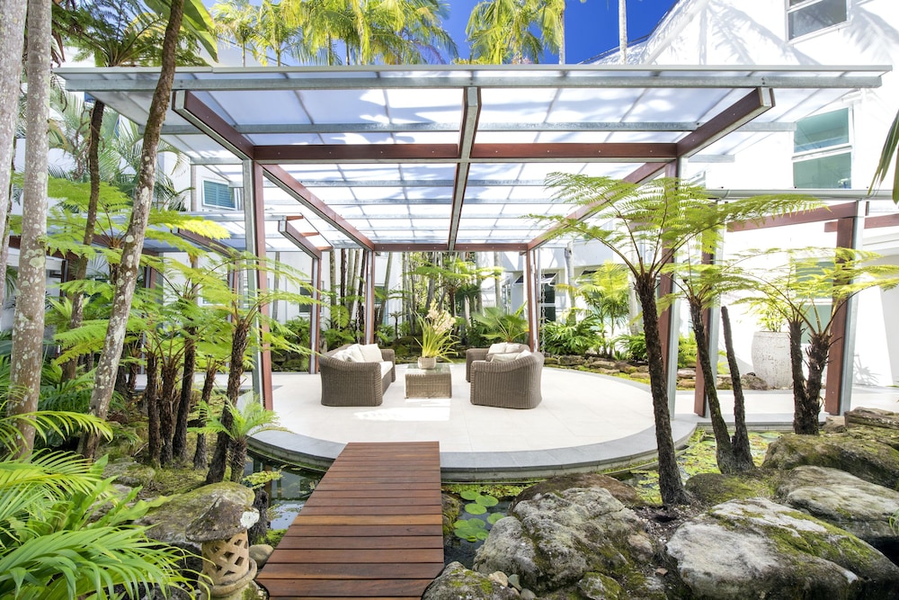 The Emerald Noosa by null