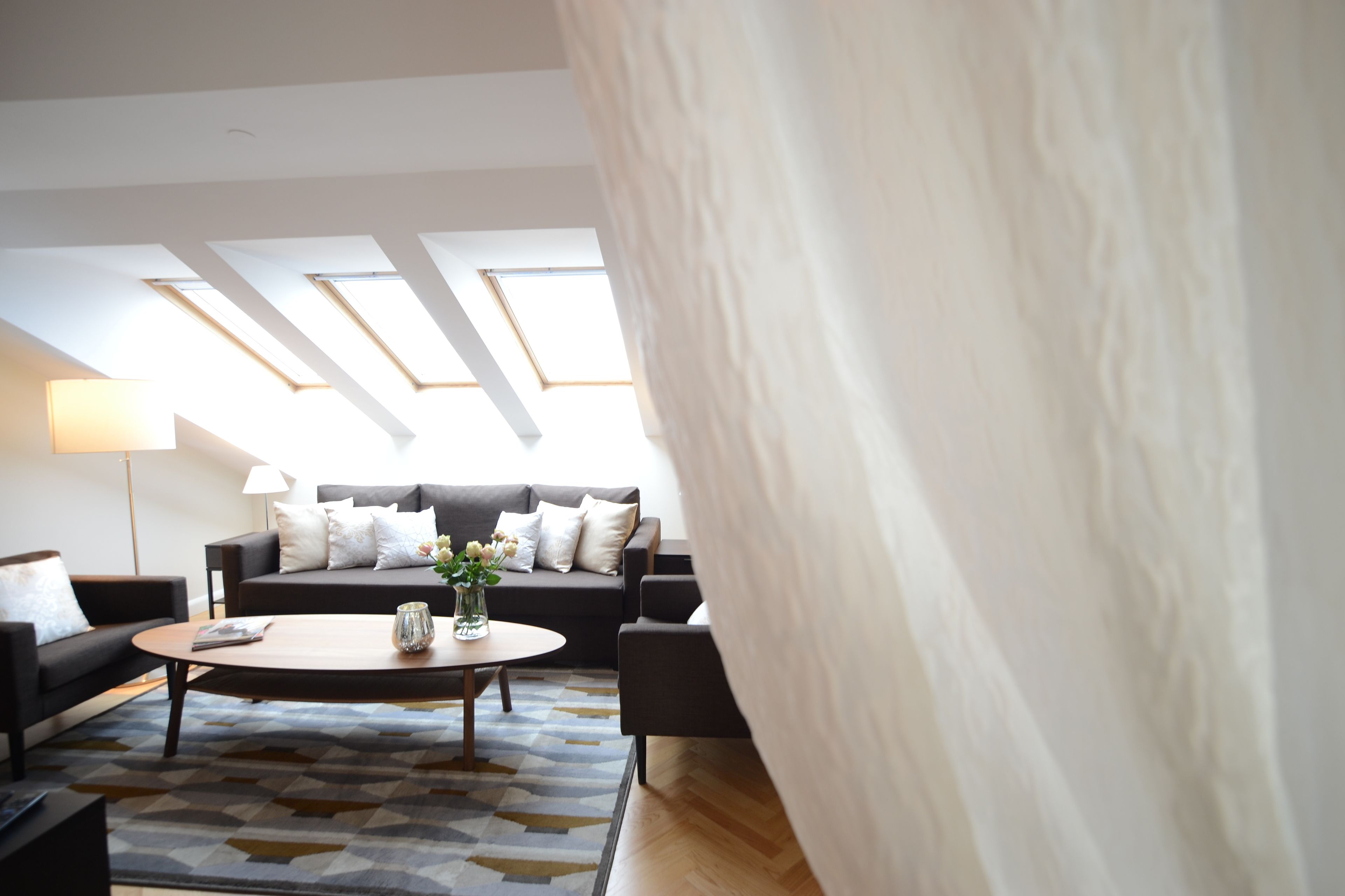 Deluxe-Loft | Wohnzimmer | 26-Zoll-Flachbildfernseher mit Digitalempfang, Fernseher