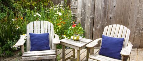 Barn | Premium bedding, pillow-top beds, individually decorated