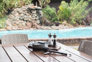 ディナーに営業