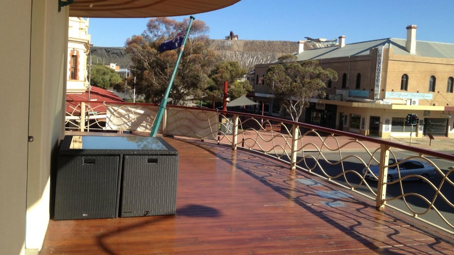 Royal Exchange Hotel