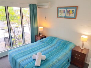 2 عدّة غرف نوم وبديكورات فريدة لكل غرفة وطراز فريد لكل وحدة ومكتب