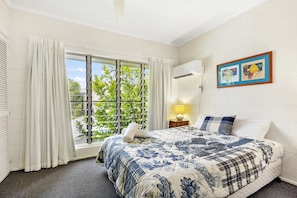 Economy Villa, 2 Bedrooms | 2 bedrooms, individually decorated, individually furnished, desk - At The Mango Tree (Port Douglas)