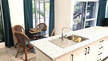 Apartment, 2 Bedrooms | Private kitchen | Full-size fridge, microwave, oven, stovetop