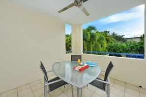 1 Bedroom Spa Ensuite Apartment  | Balcony - Central Plaza Port Douglas Apartments (Port Douglas)