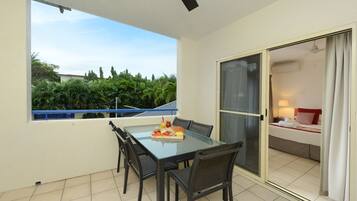 Huoneisto, 3 makuuhuonetta, poreamme | Parveke