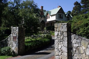 View from room - Franklin Manor (Strahan)