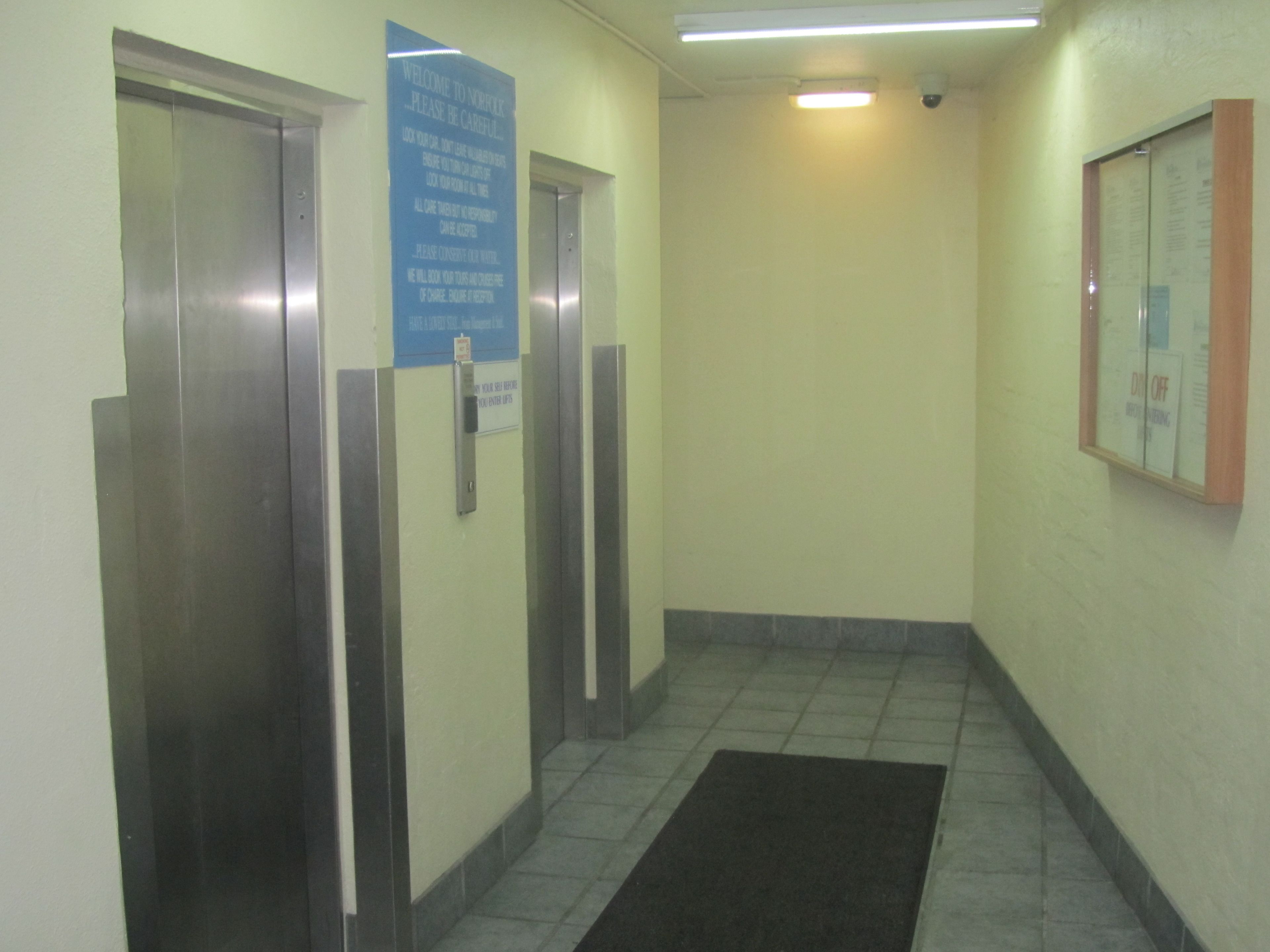 Norfolk Luxury Beachfront Apartments — image 30