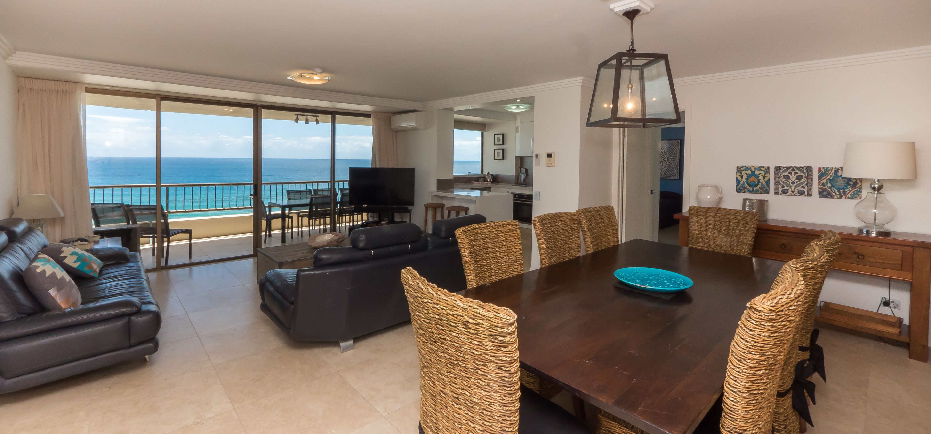 Norfolk Luxury Beachfront Apartments — image 9