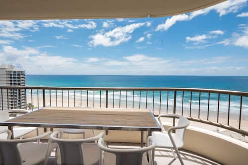 Departamento Deluxe, 2 habitaciones, vista al océano | Balcón